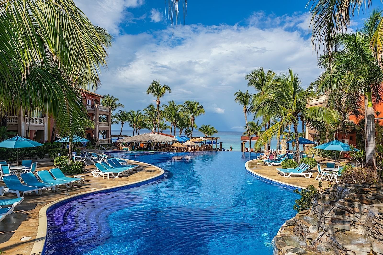 Infinity Bay Resort All-Inclusive + Island Tour